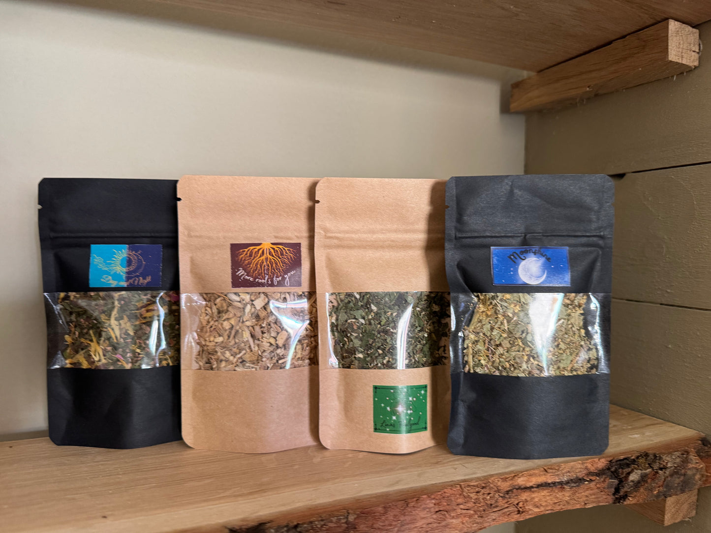 Herb mixtures to support your spiritual everyday life